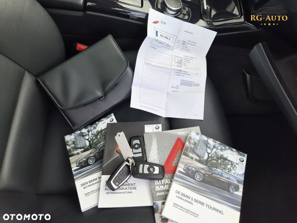 BMW Seria 5 525d xDrive Luxury Line - 18