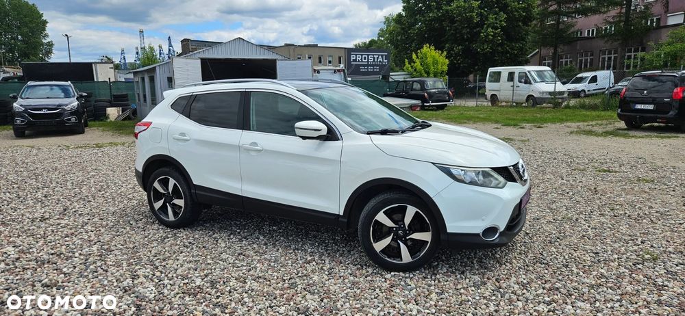 Nissan Qashqai 1.5 dCi Tekna - 9