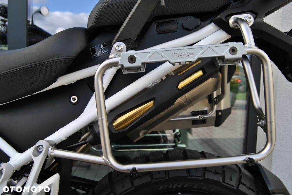 Triumph Tiger - 24