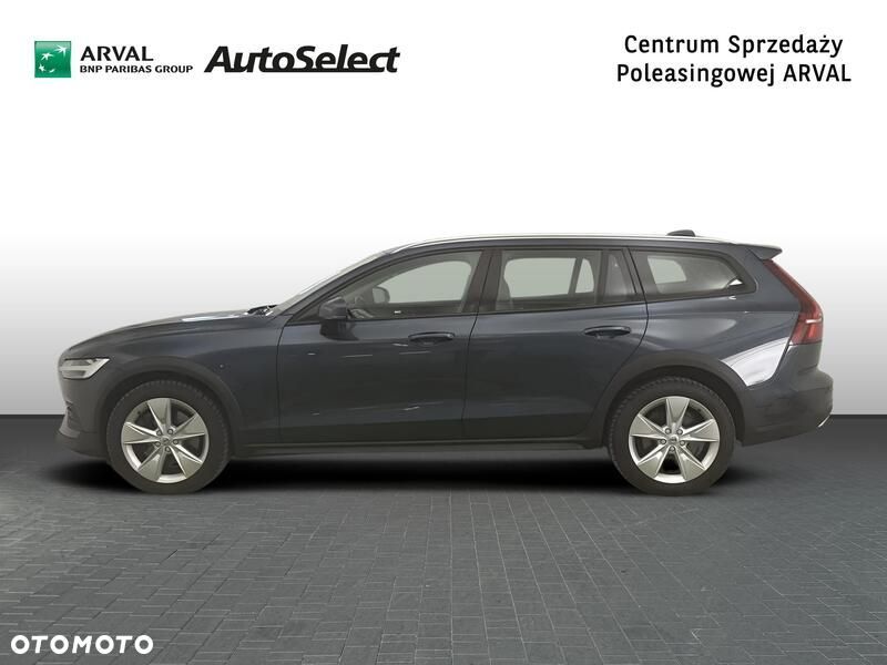 Volvo V60 Cross Country B5 B AWD - 2