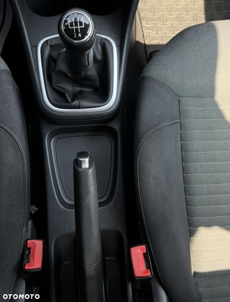 Volkswagen Polo 1.4 Life - 21