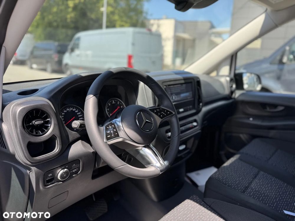 Mercedes-Benz Vito - 10