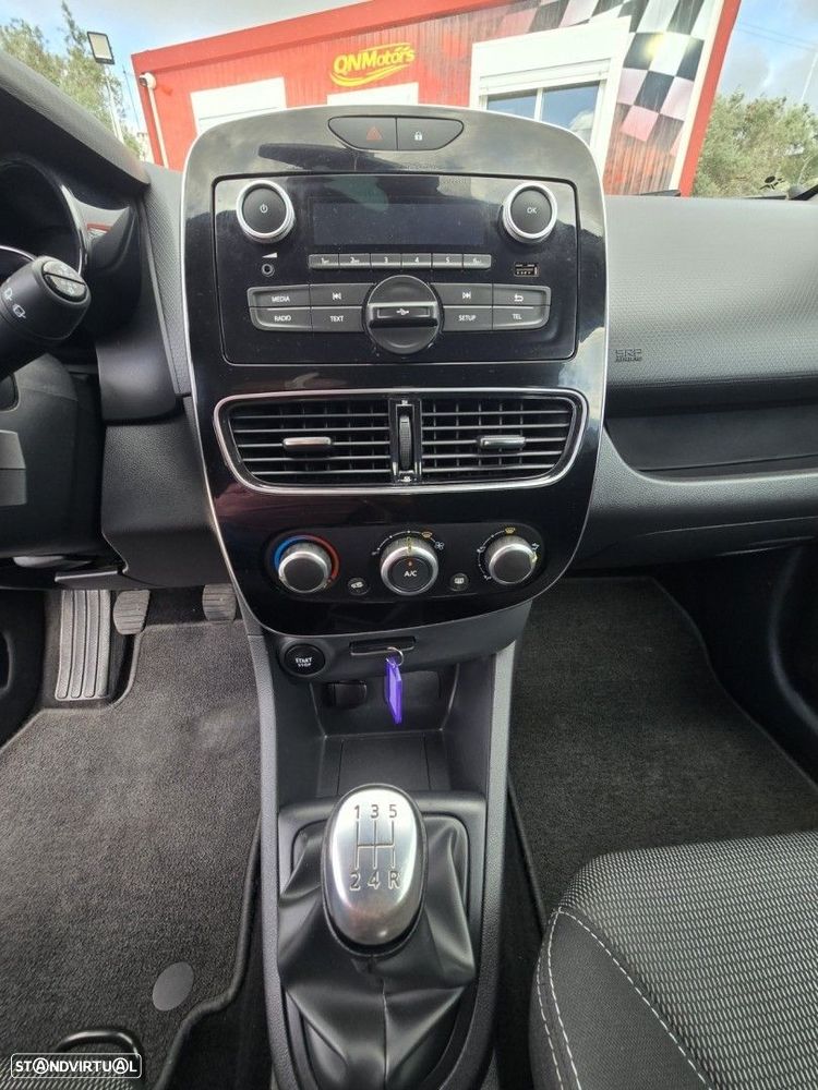 Renault Clio 1.5 dCi Zen — fotografia 16