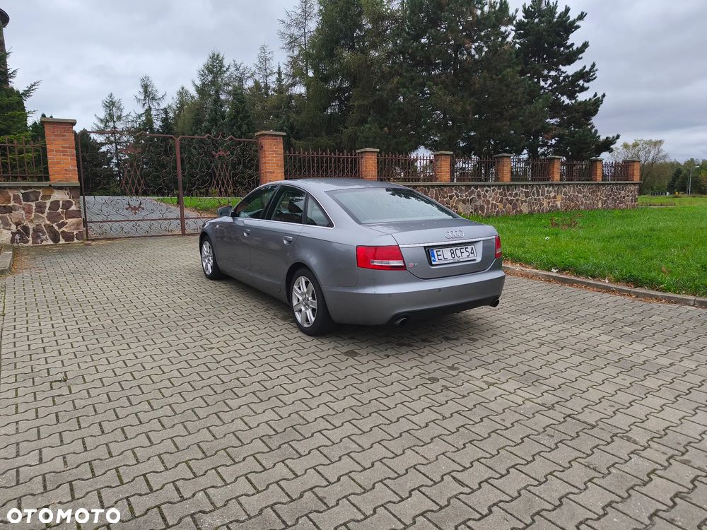 Audi A6 - 6