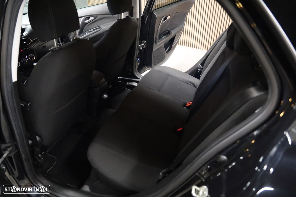 Fiat Tipo Station Wagon 1.3 MultiJet Lounge - 27