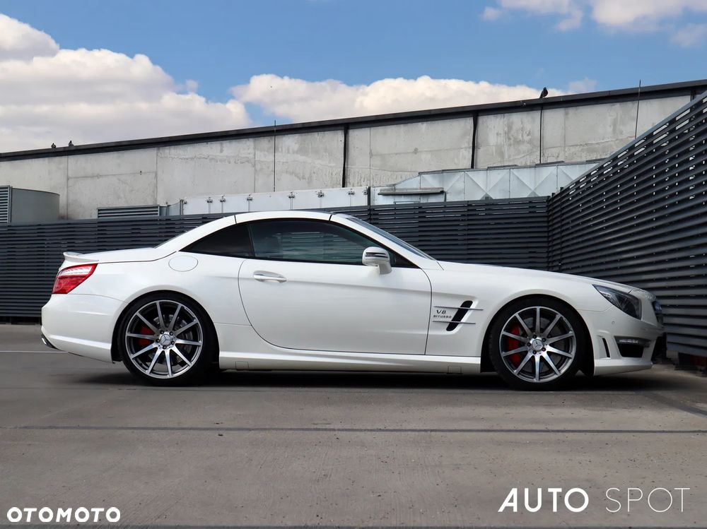 Mercedes-Benz SL 63 AMG AMG Speedshift MCT 7-Gang Sportgetriebe AMG Performance Package - 11