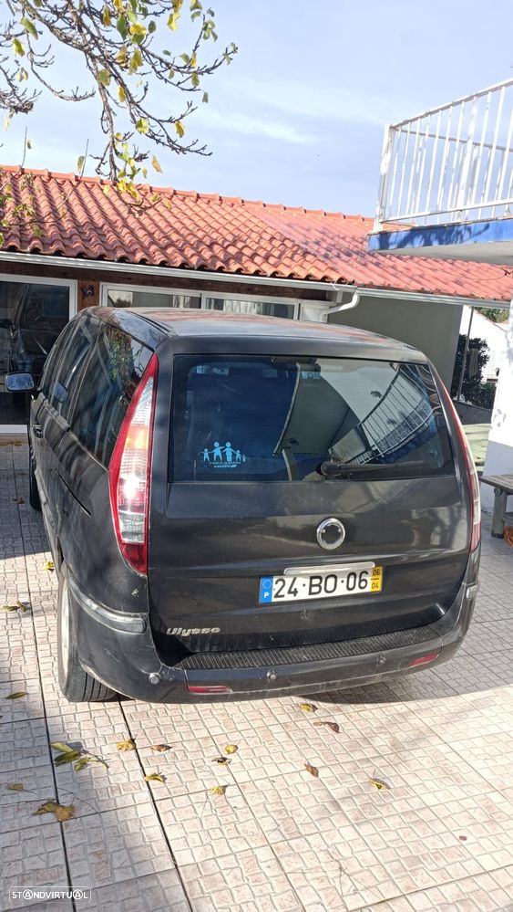 Fiat Ulysse 2.0 JTD 16V Emotion - 3