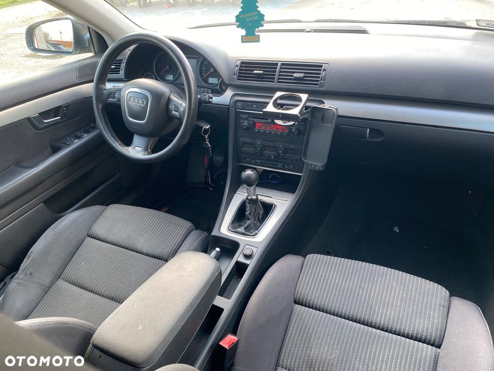 Audi A4 Avant 2.0 TDI - 12