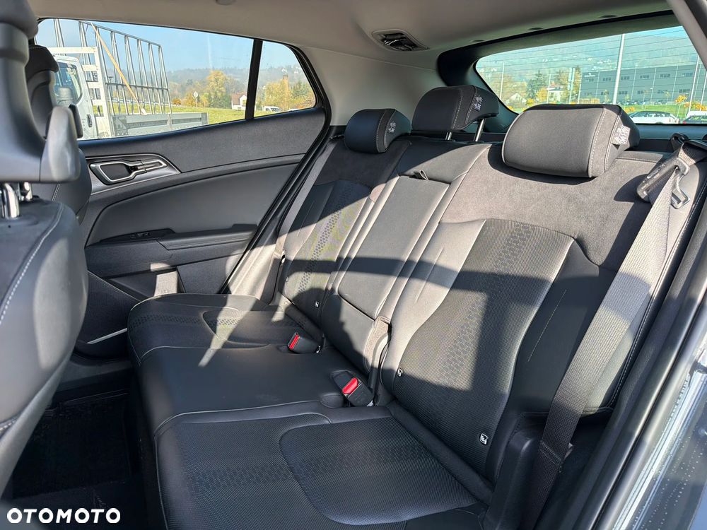 Kia Sportage 1.6 T-GDI Business Line 4WD DCT - 17