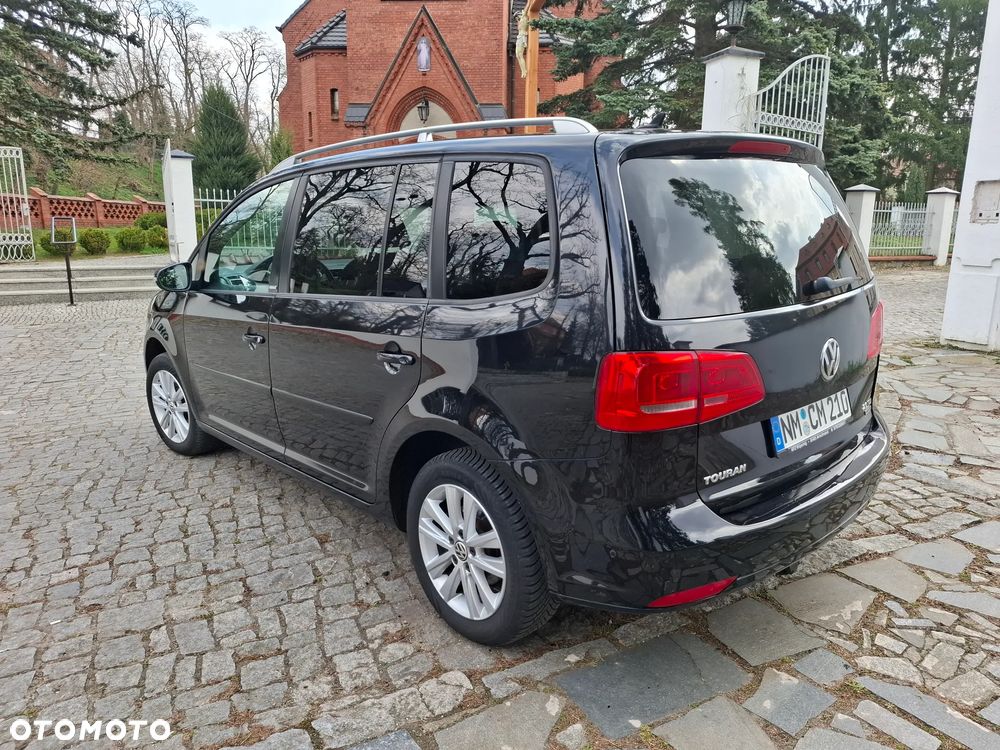 Volkswagen Touran 2.0 TDI DPF BlueMotion Technology STYLE - 5