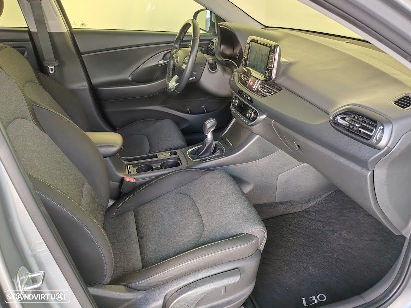 Hyundai i30 1.0 T-GDI Style Plus - 10