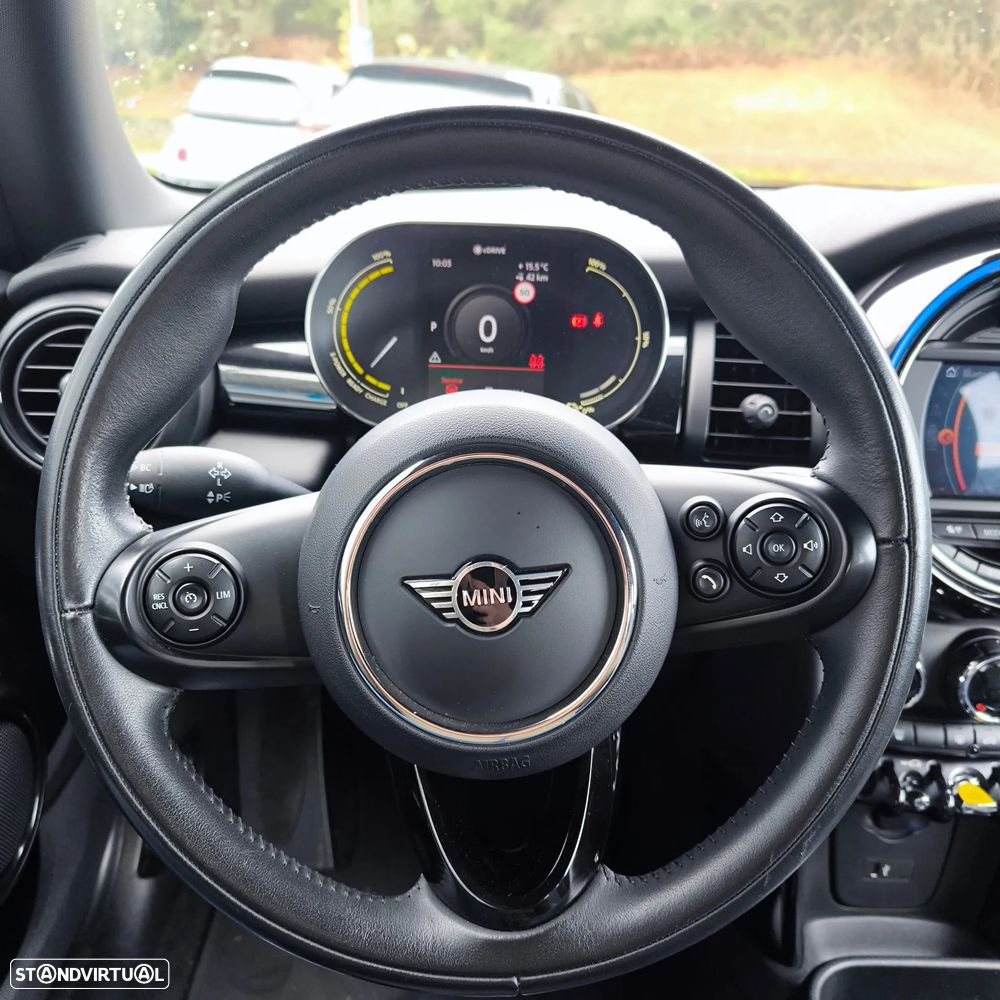 MINI 3 Portas Cooper SE - 11