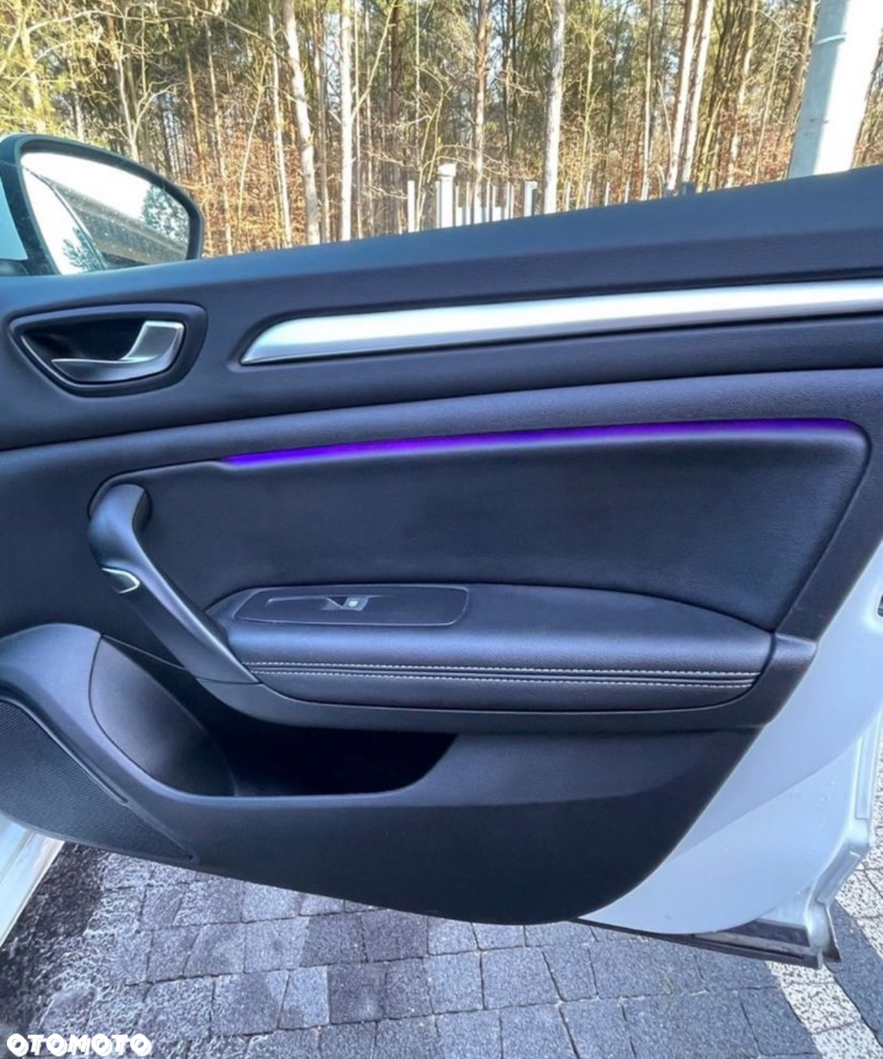 Renault Megane 1.3 TCe Intens EDC - 11