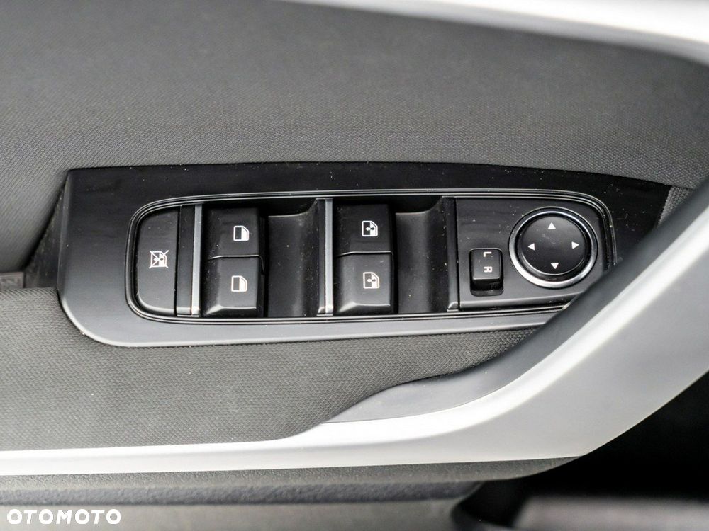 Kia Ceed 1.5 T-GDI M - 15