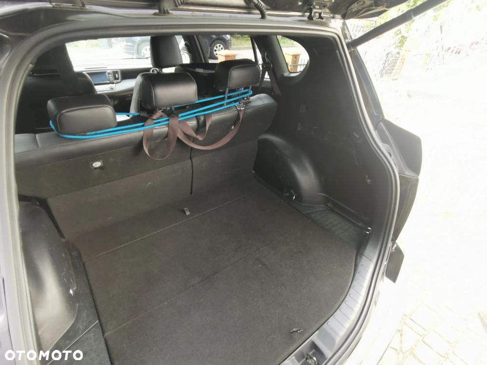 Toyota RAV4 2.0 D-4D Prestige 4x2 - 12