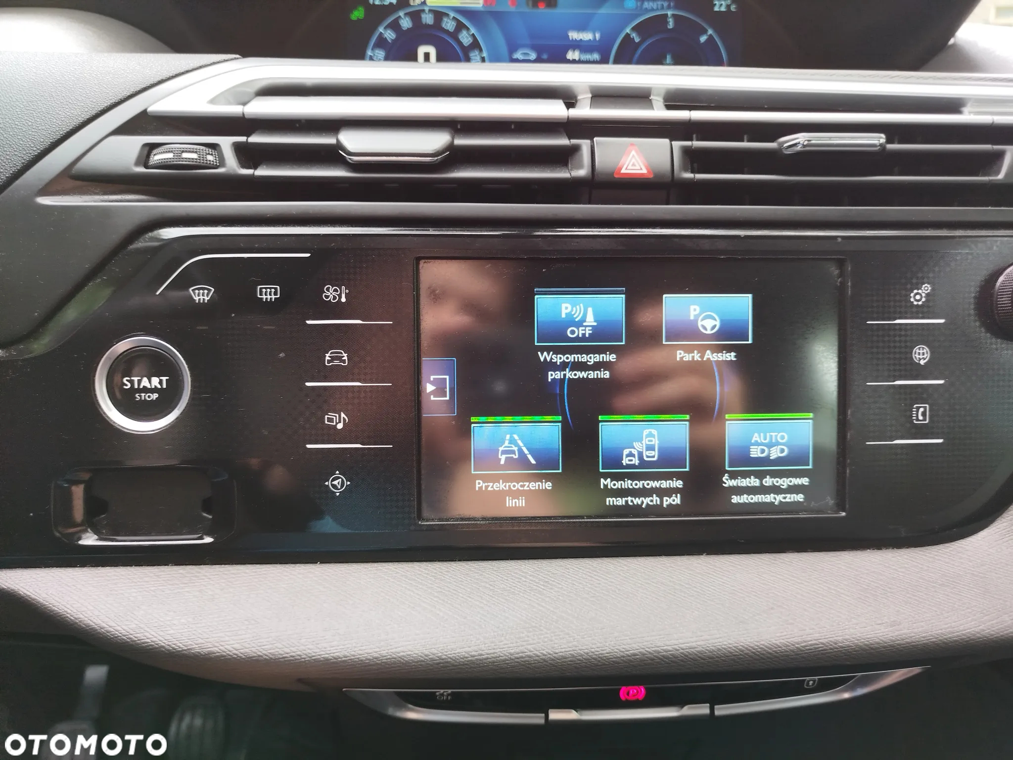 Citroën C4 Picasso 1.6 BlueHDi MoreLife - 12