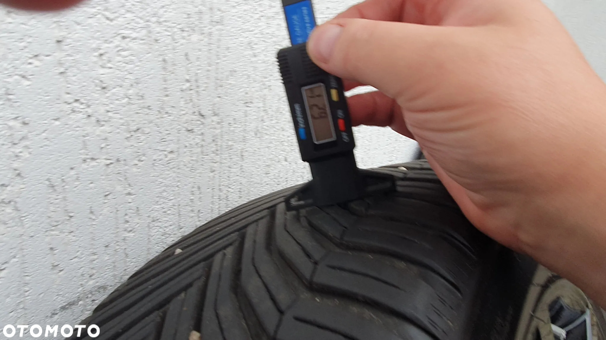 4 Koła + Felga na zapas Jaguar E-Pace Całoroczne Michelin CrossClimate 2 SUV 255 45 R20 - 6