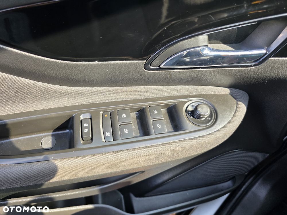 Opel Mokka 1.6 CDTI Enjoy S&S - 32