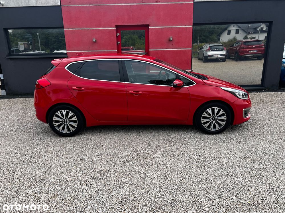 Kia Ceed 1.4 CVVT Attract - 32