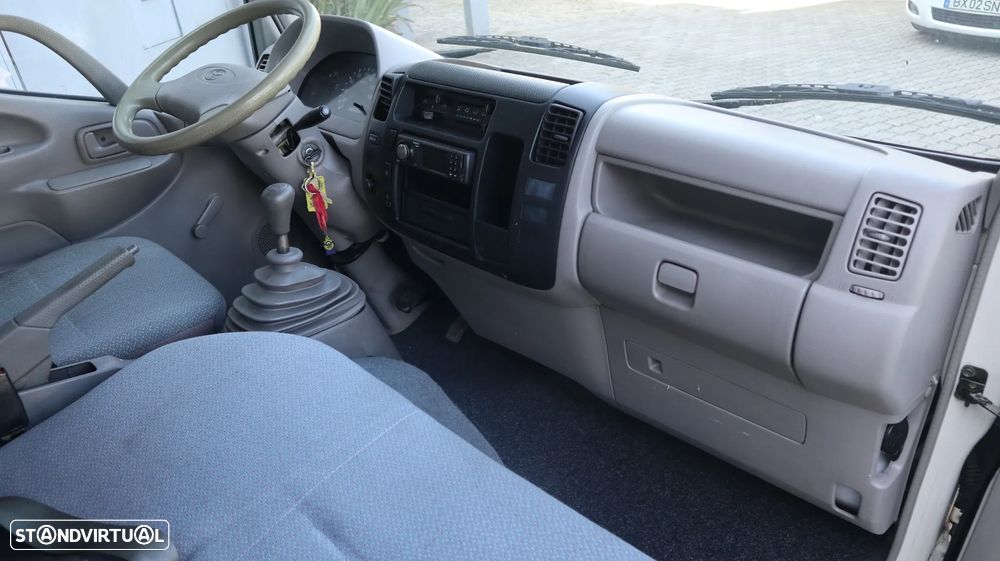 Toyota Dyna S 2.5 d4d 90 - 8