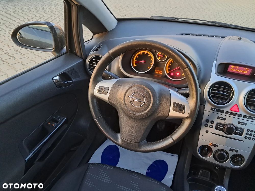 Opel Corsa 1.4 16V 150 Jahre - 17