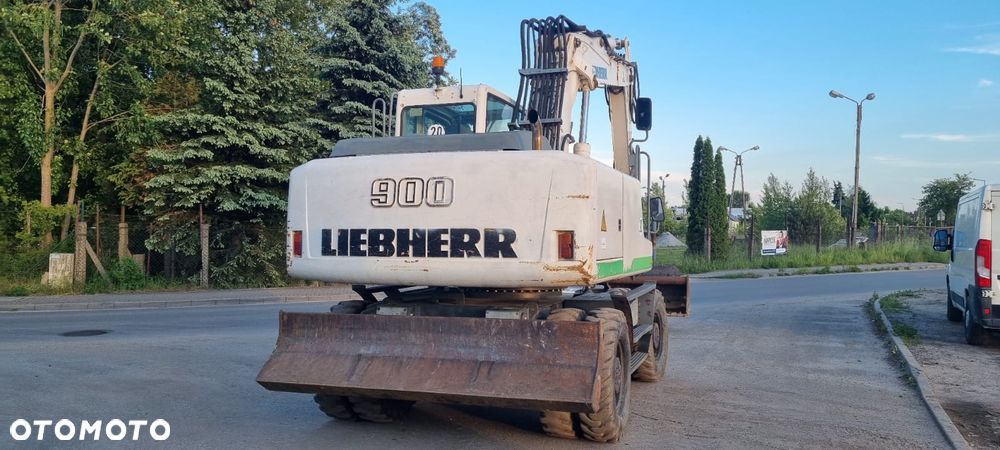 Liebherr A900C - 6