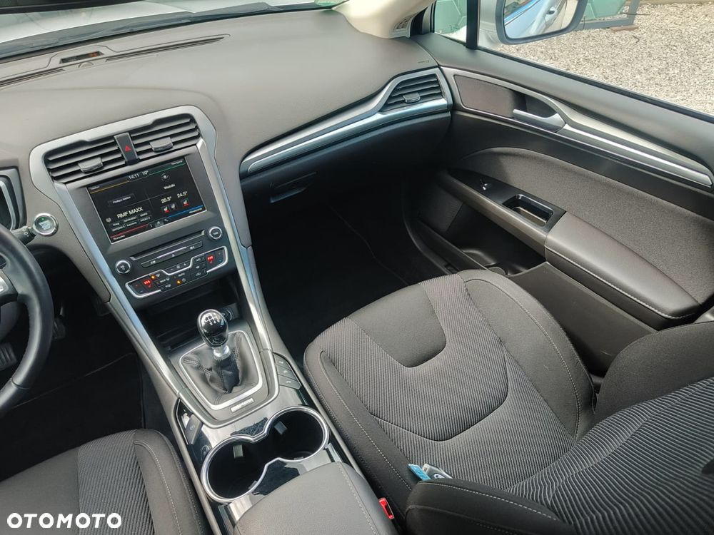 Ford Mondeo 2.0 TDCi Titanium - 12
