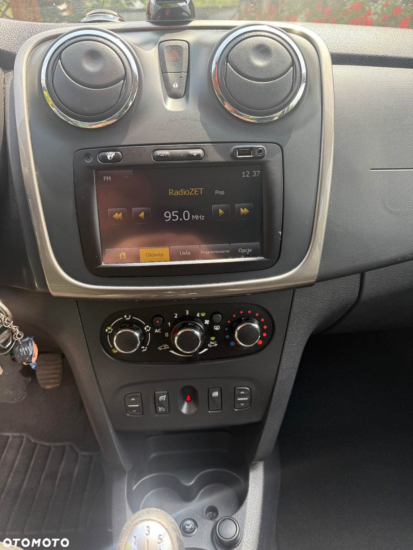 Dacia Sandero - 6