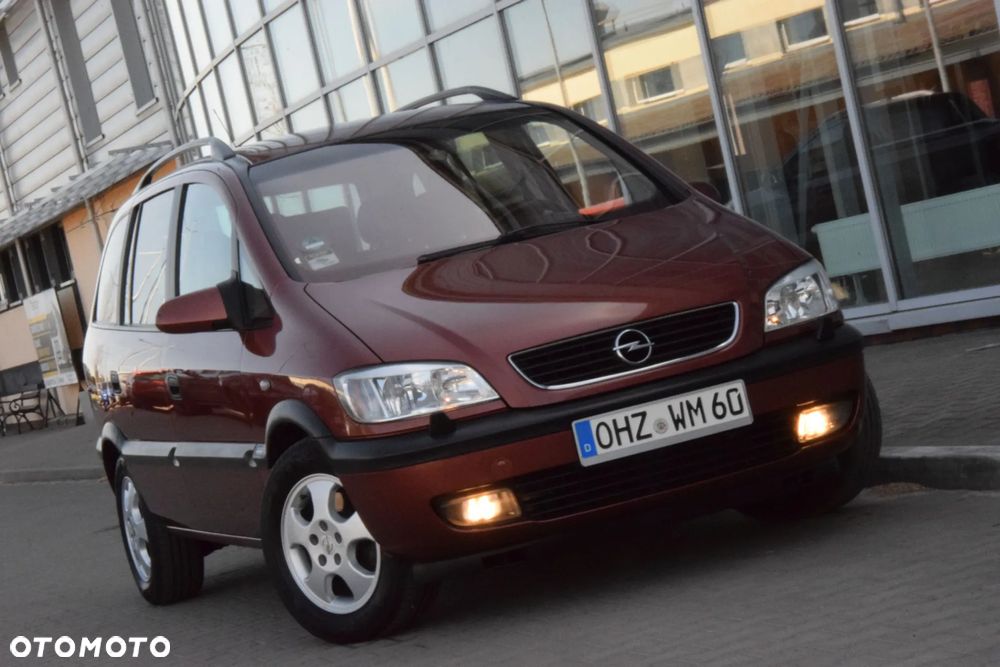 Opel Zafira 1.8 16V Elegance - 2