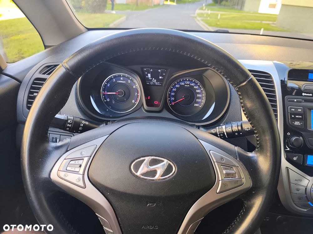 Hyundai ix20 1.4 Premium - 16