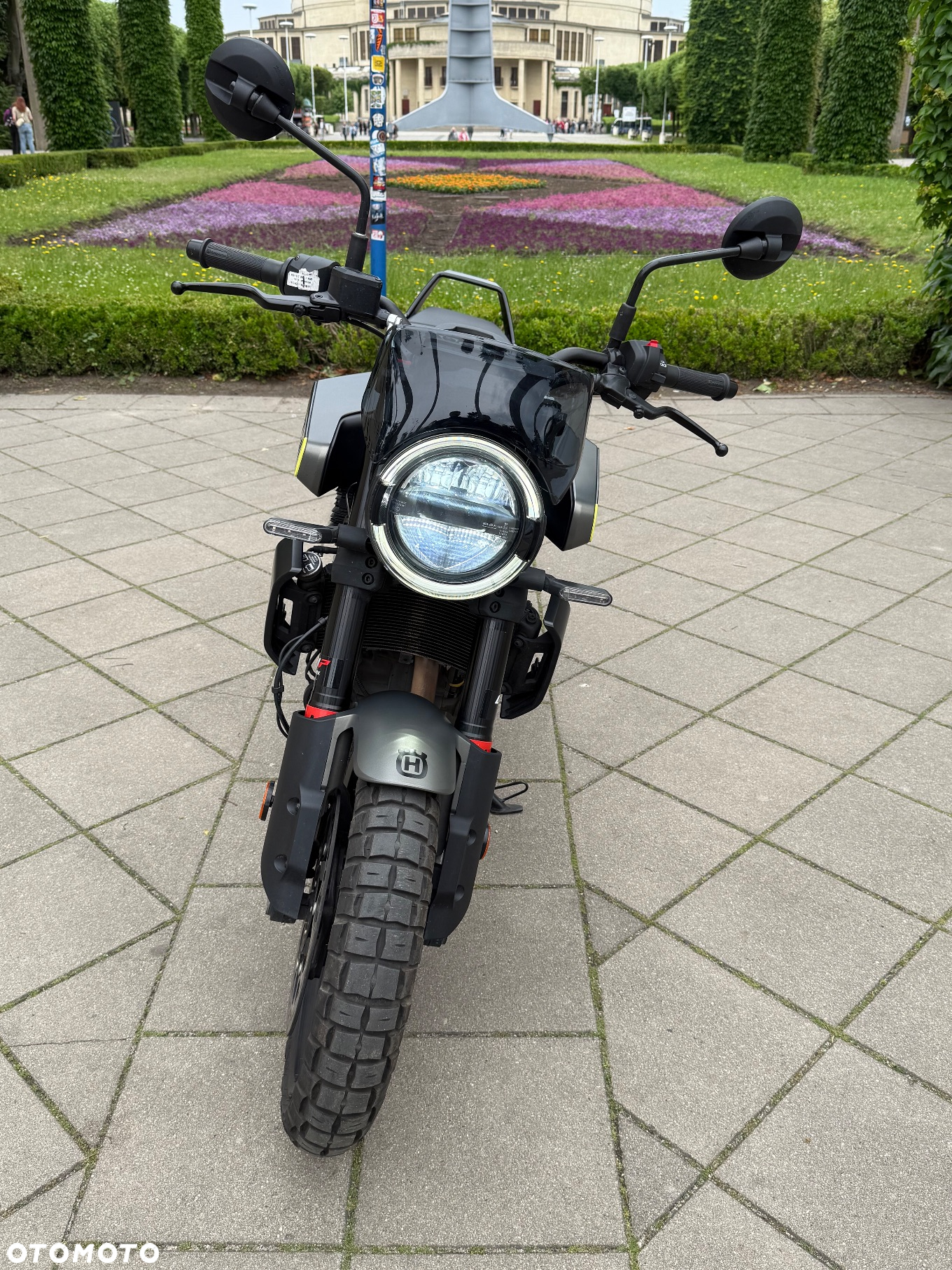 Husqvarna Svartpilen - 6
