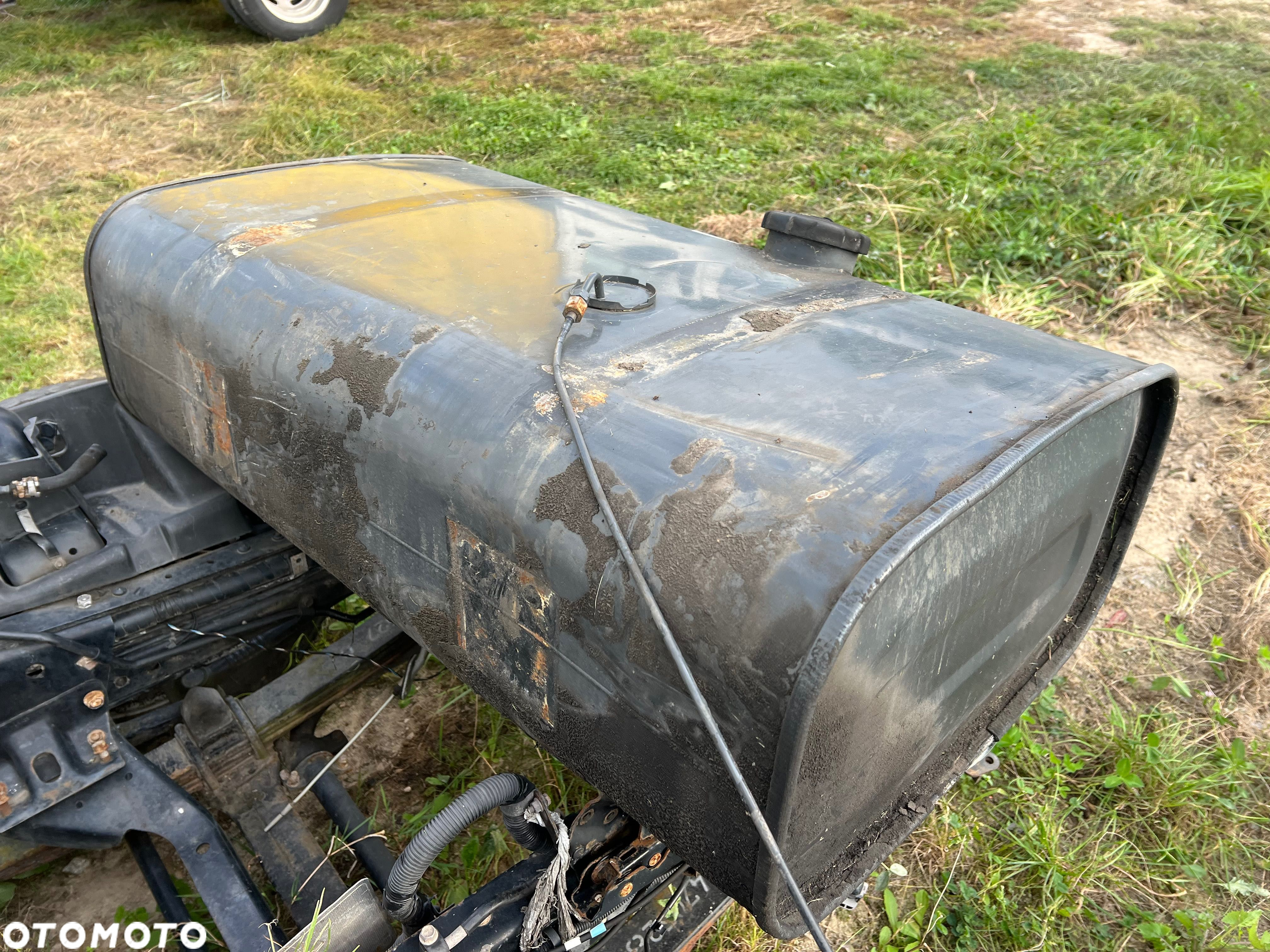 Zbiornik Paliwa 230 Litrów M.A.N. - 4