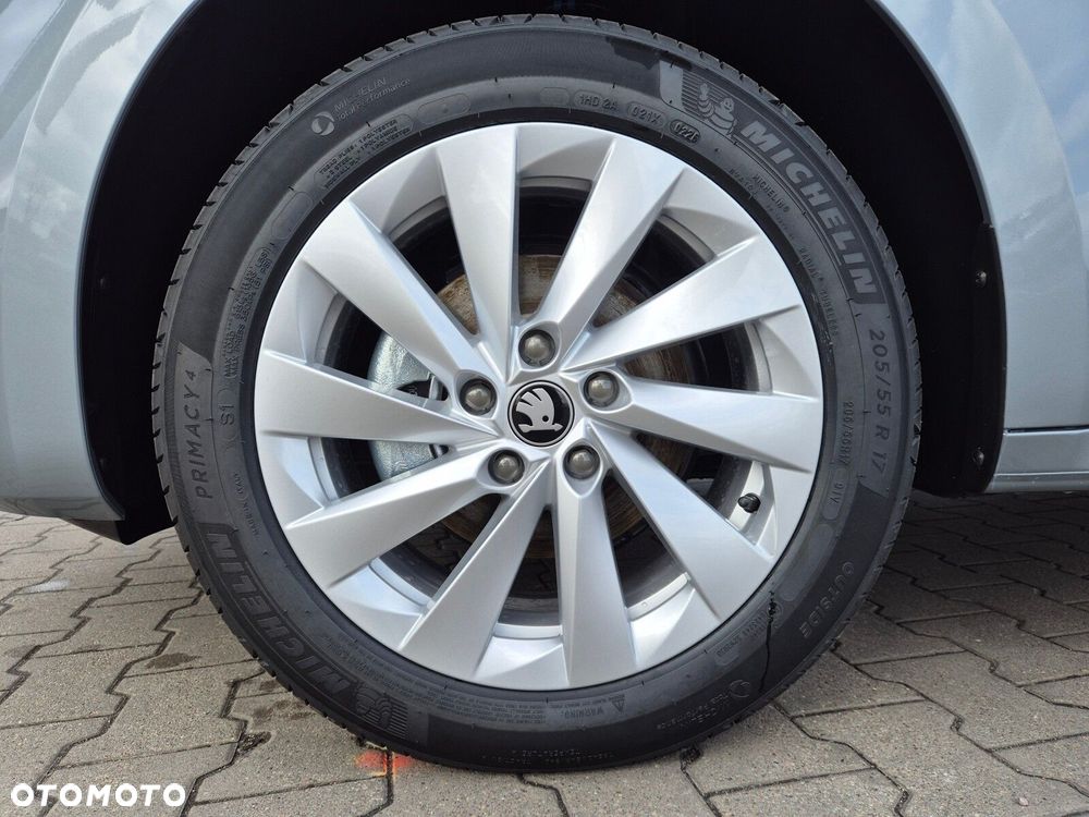 Skoda Octavia 1.5 TSI Drive Selection - 8