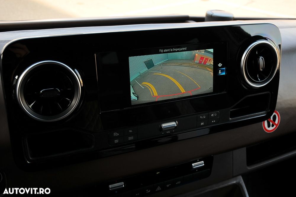 Mercedes-Benz Sprinter 316 CDI Standard HA 7G-TRONIC Plus - 25