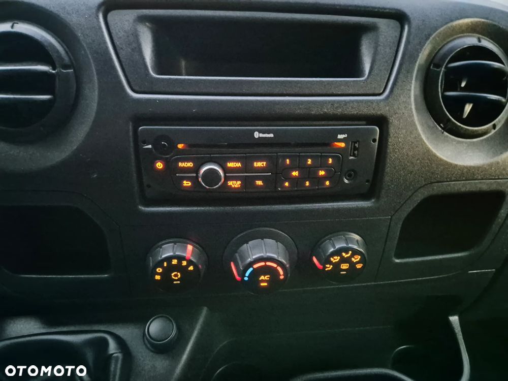 Renault Master L2H2 - 17