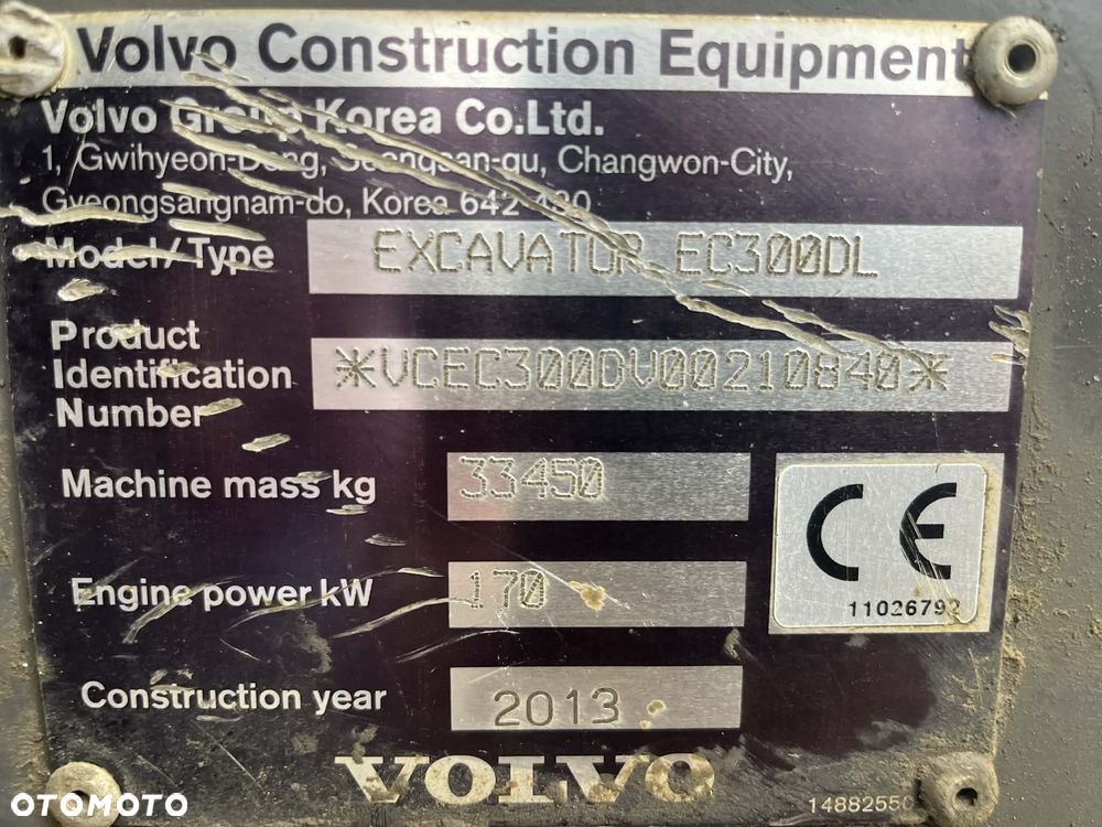 Volvo EC 300 DL - 8