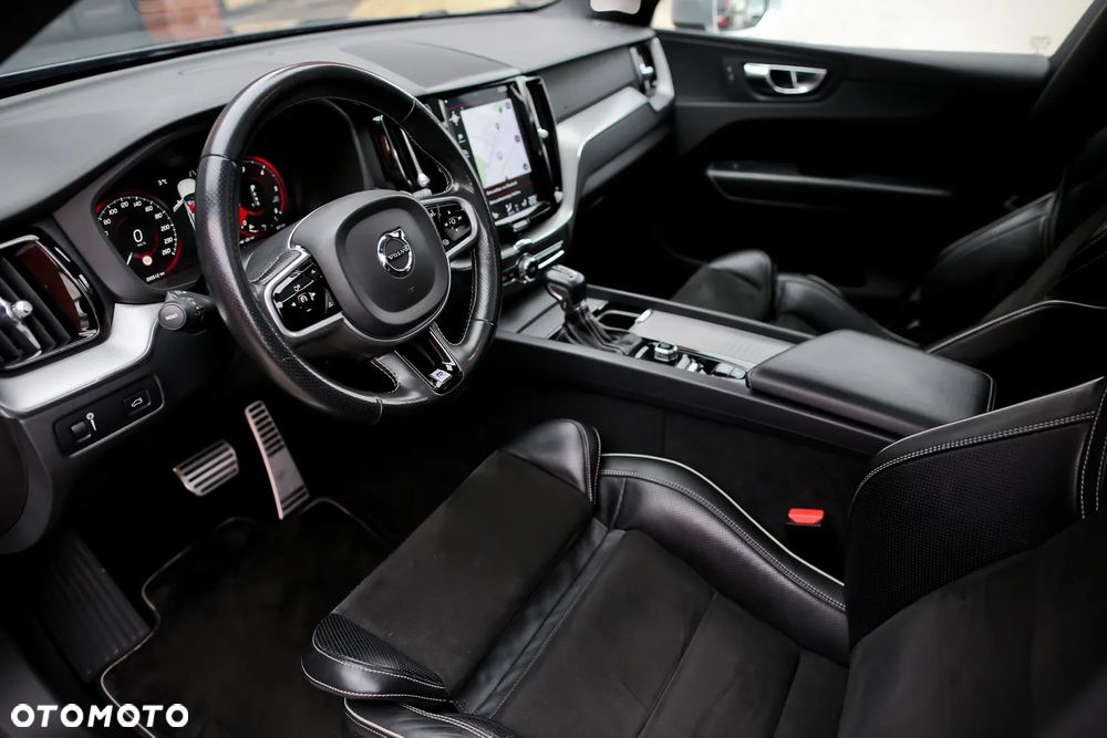 Volvo XC 60 D4 SCR AWD R-Design - 18