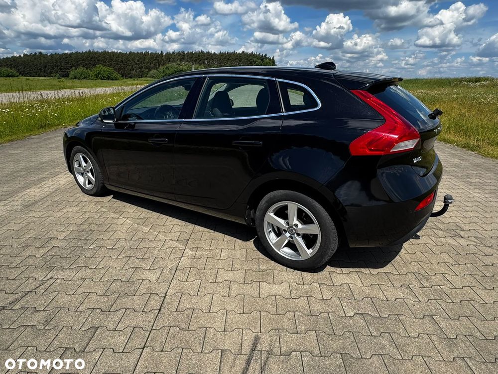 Volvo V40 D2 Momentum - 11