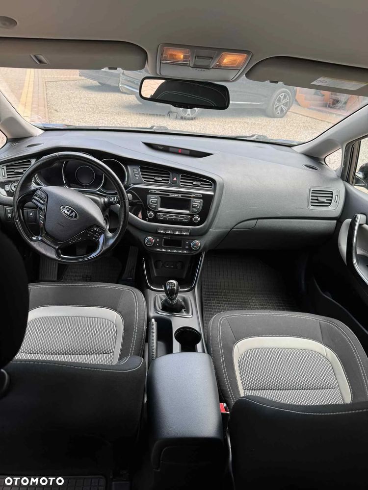 Kia Ceed 1.6 CVVT SW LX - 6