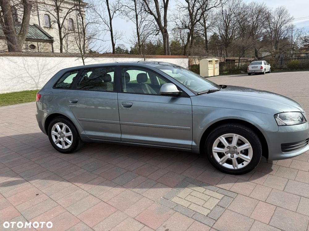 Audi A3 Sportback 1.6 Attraction - 22