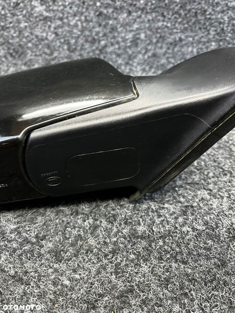 lusterko prawe kia sportage II 5 pin europa OE - 8