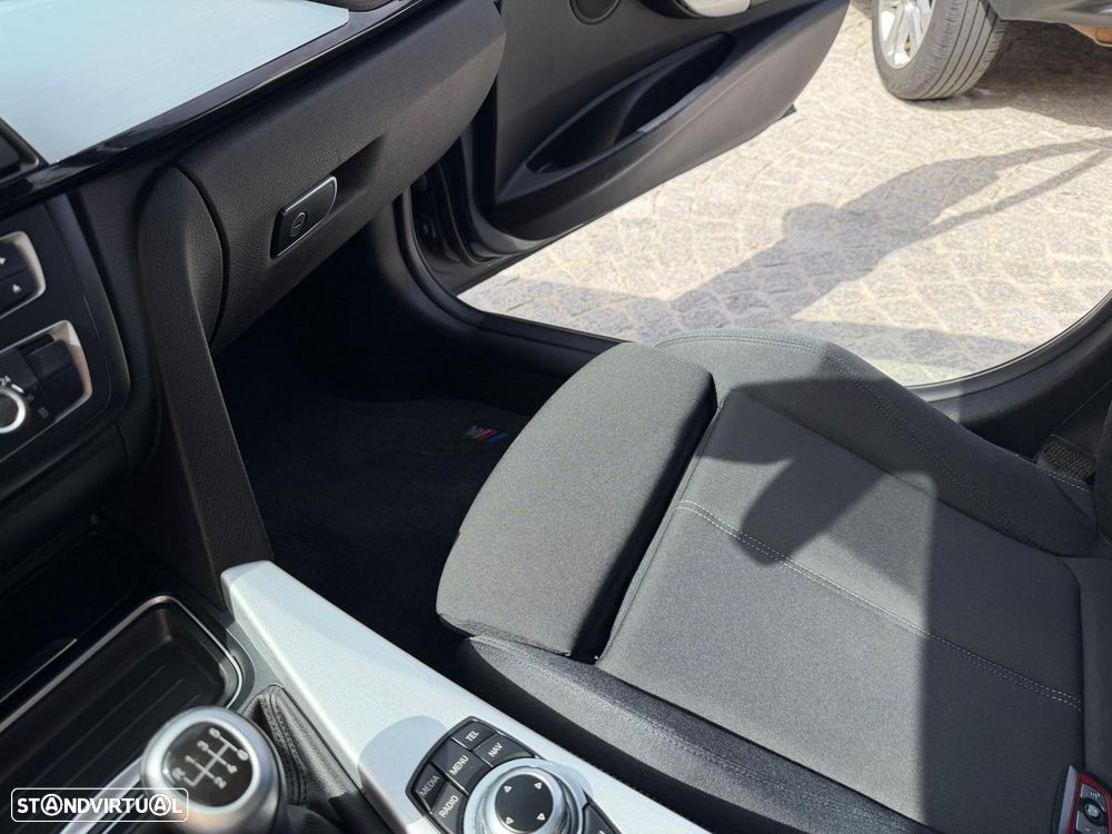 BMW 318 d xDrive Line Sport - 14