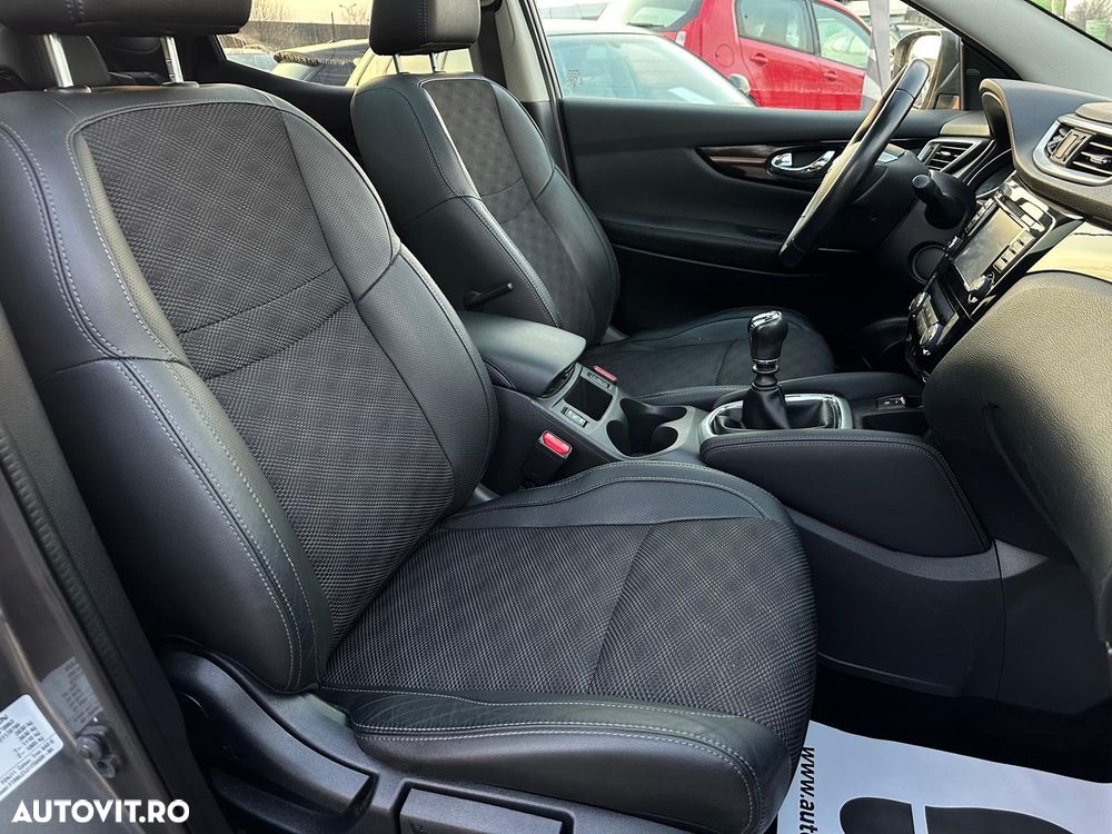 Nissan Qashqai 1.6 DCI TEKNA+ - 29