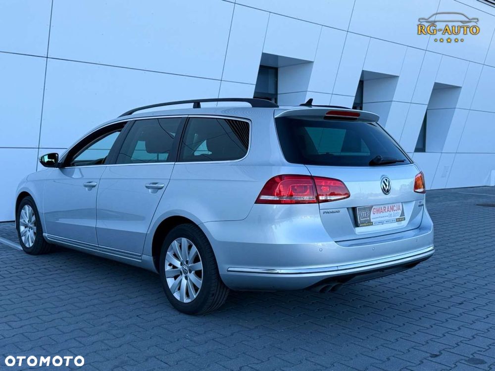 Volkswagen Passat - 11