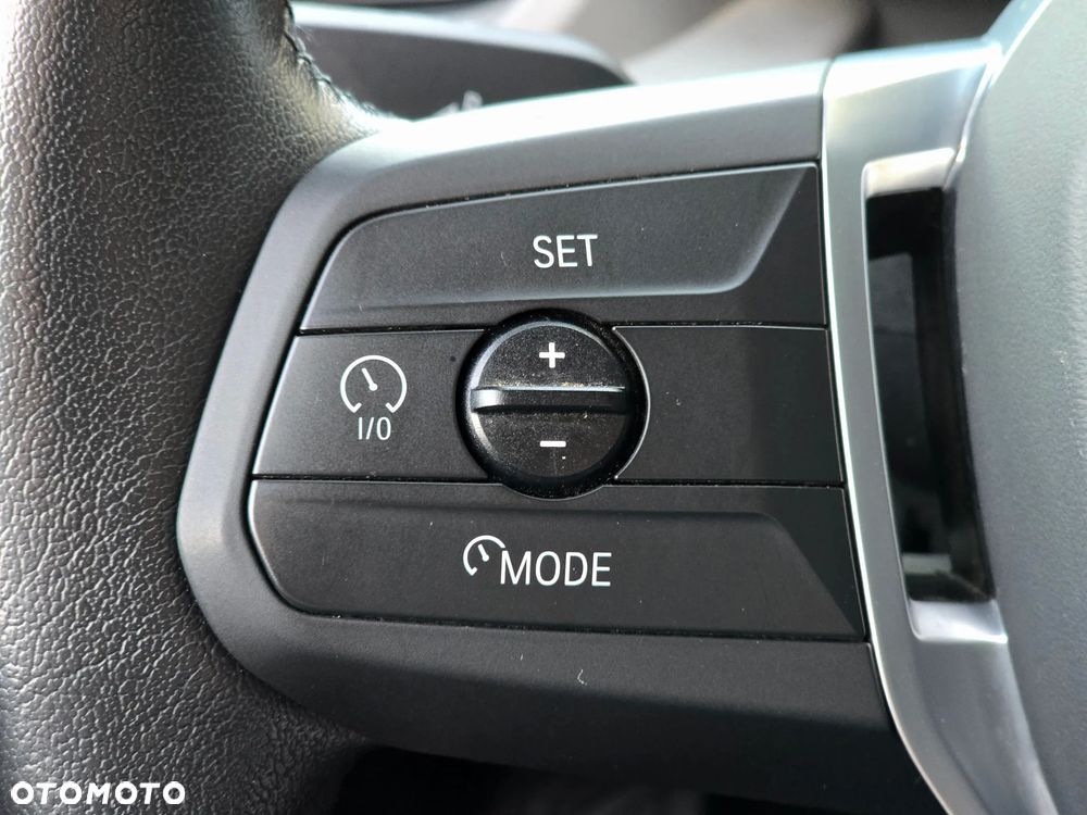 BMW Seria 2 218i - 17