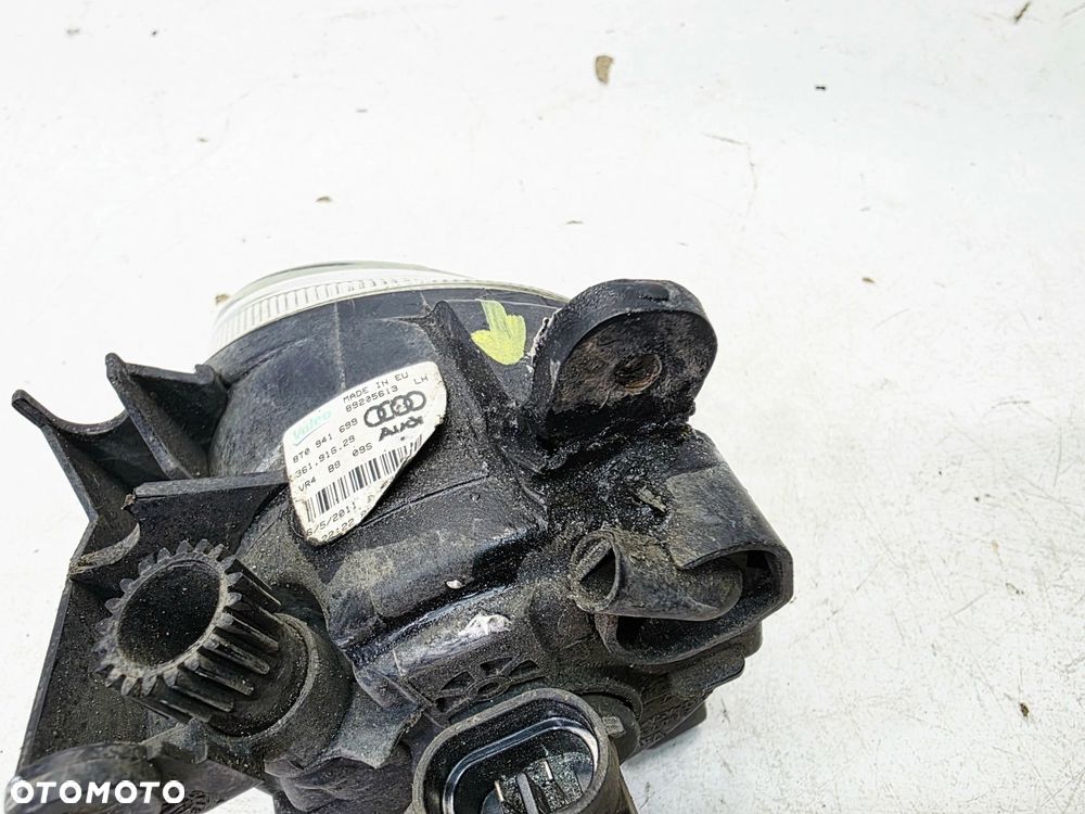 HALOGEN LEWY PRZÓD AUDI A4 B8 A5 8T 8T0941699 2/26 - 9