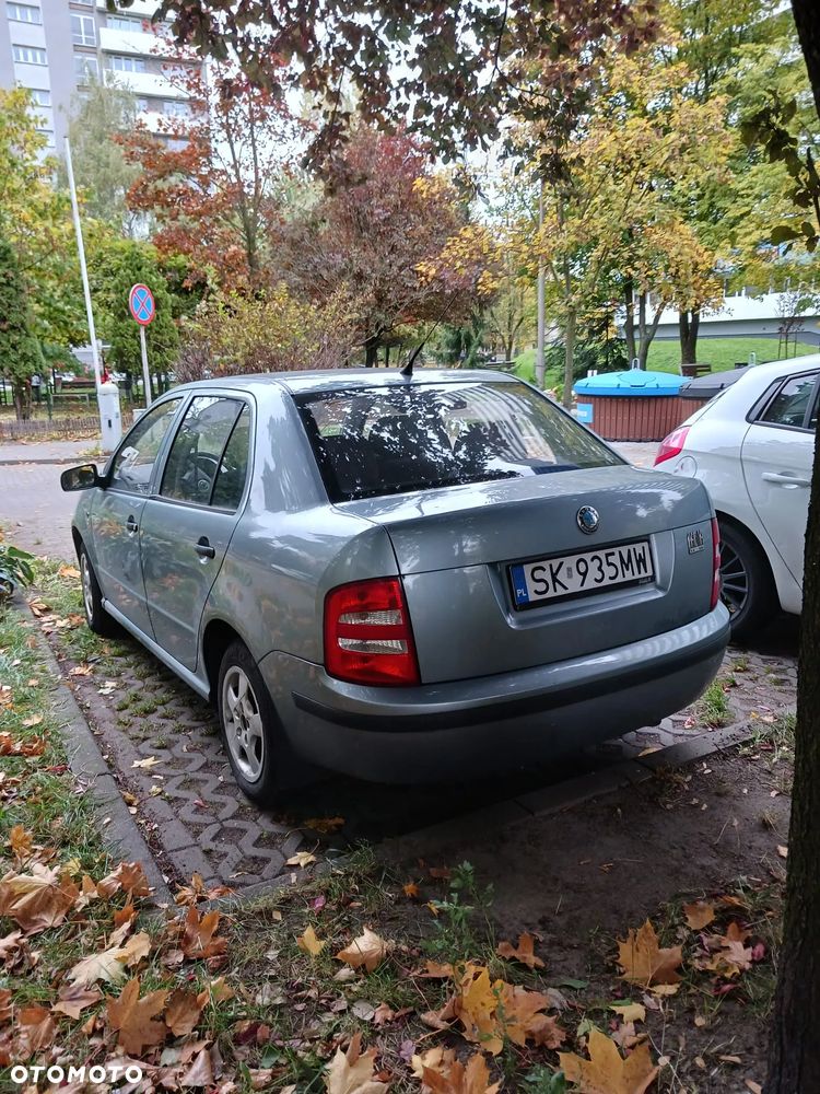 Skoda Fabia 2003 photo 2