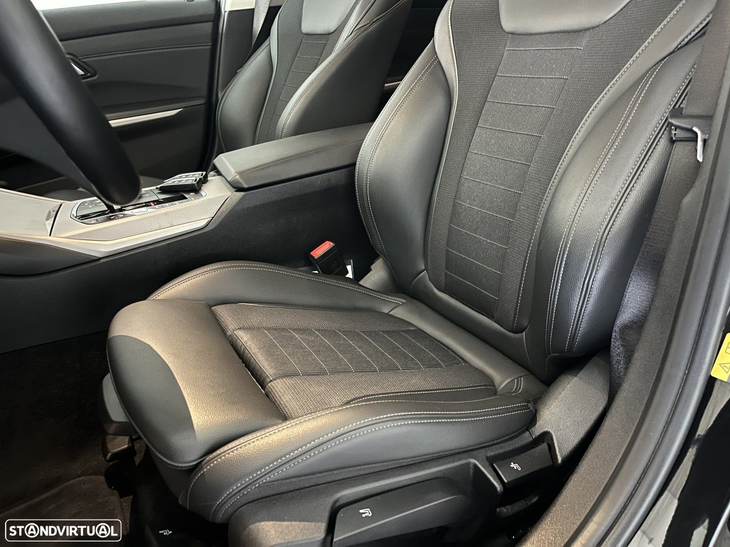 BMW 330 - 24