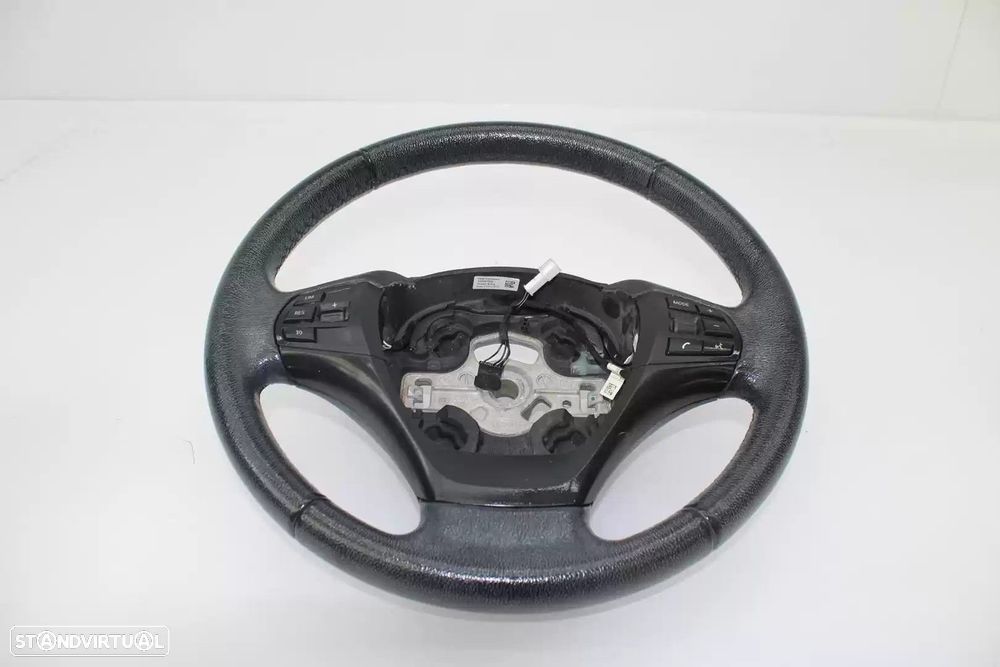 VOLANTE BMW 1 2018 -686395504 - 1
