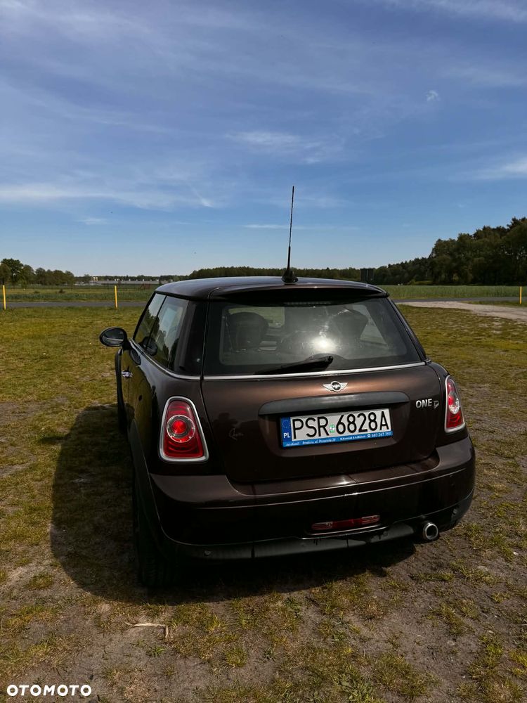 MINI ONE - 4